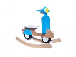 drvena igračka za decu njihalica vespa
